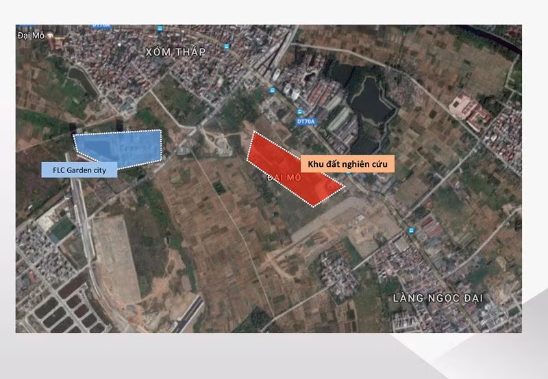 Ví trí lô đất FLC trúng đấu giá có diện tích 6,4 héc-ta, từ cuối tháng 7/2017 đến nay đã hơn 1 năm đơn vị này mới nộp tiền trúng đấu giá một phần rất nhỏ, nhưng Hà Nội vẫn chưa hủy kết quả trúng đấu giá. Ảnh: Chụp từ vệ tinh. Ví trí lô đất FLC trúng đấu giá có diện tích 6,4 héc-ta, từ cuối tháng 7/2017 đến nay đã hơn 1 năm đơn vị này mới nộp tiền trúng đấu giá một phần rất nhỏ, nhưng Hà Nội vẫn chưa hủy kết quả trúng đấu giá. Ảnh: Chụp từ vệ tinh.