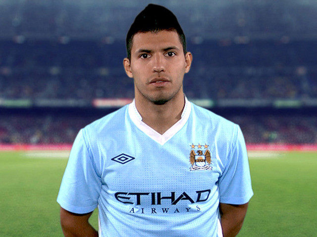 Sergio Aguero (Chuyển tới Man City từ Atletico Madrid với giá 38 triệu bảng): Đây là giá chuyển nhượng kỷ lục của CLB Man City từ trước tới nay, nhưng ngay lập tức ngôi sao người Argentina đã chứng tỏ tài năng của mình đáng giá từng xu. Mới đây, Aguero trở thành cầu thủ Man City xuất sắc nhất năm theo bầu chọn của các CĐV.