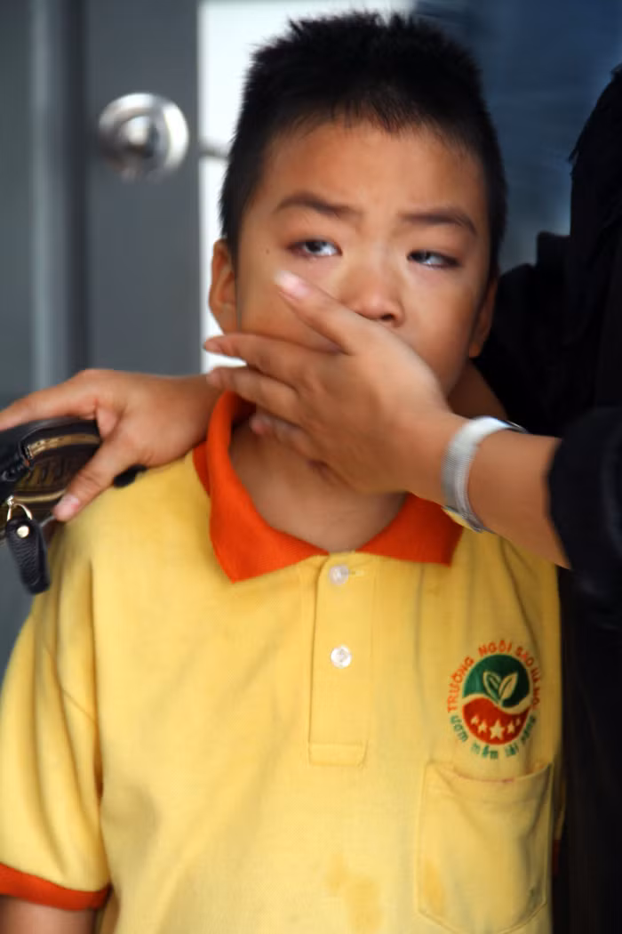 Nhưng đâu đó cũng là giọt nước mắt xúc động khi không kịp làm từ thiện cùng các bạn...