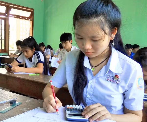 Cô giáo liệt kê những “độc chiêu” ép học sinh đi học thêm ảnh 3