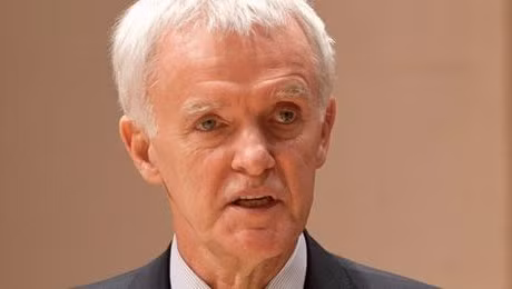 Ai có quyền tha thứ cho Bob Kerrey? (Ảnh: news.zing.vn)