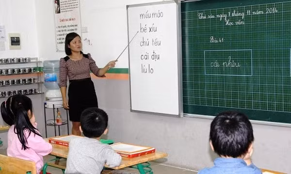 Chuyện dạy của Ban giám hiệu nhà trường ảnh 3