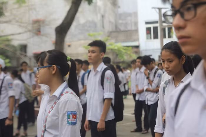 Hơn 75.000 học sinh Hà Nội bắt đầu chạy đua vào lớp 10 ảnh 10