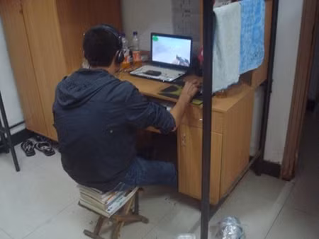 Sách vở là ghế