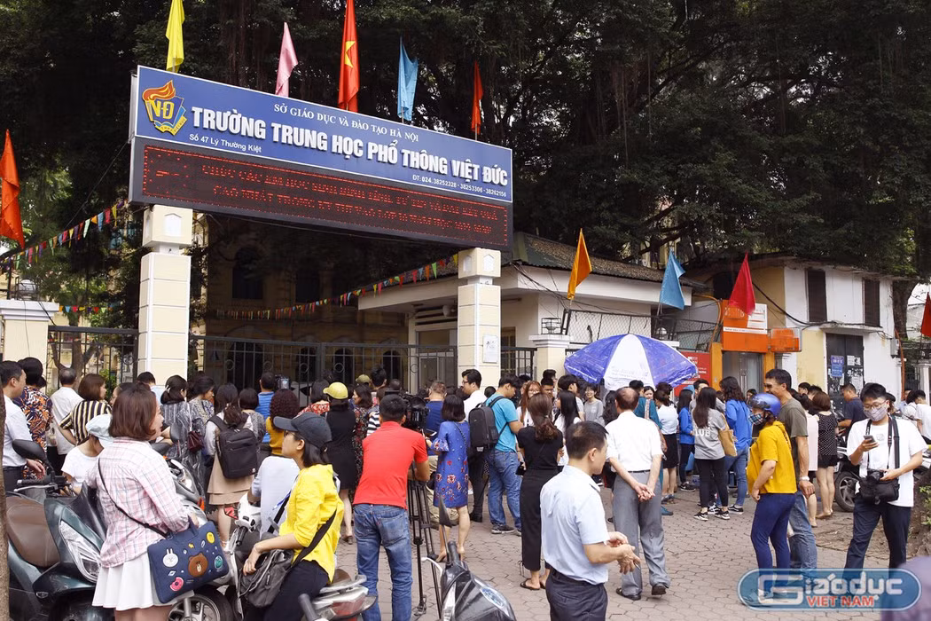 Trần Văn Hưng, Giảng viên trường Đại học Sư phạm – Đại học Đà Nẵng cho rằng các em học sinh, phụ huynh không nên quá lo lắng. Ảnh minh họa: Tùng Dương