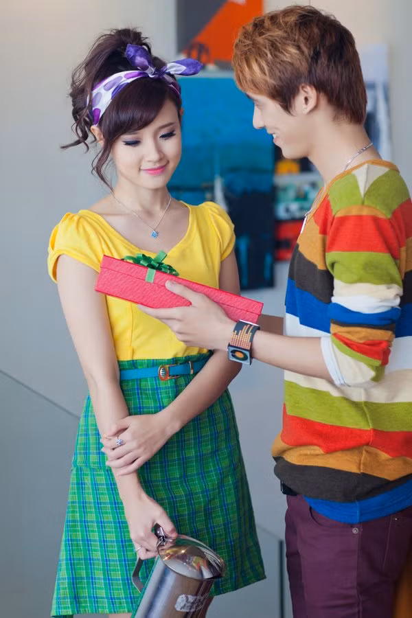 Anh chàng mang đến tặng nhưng vẫn bị từ chối