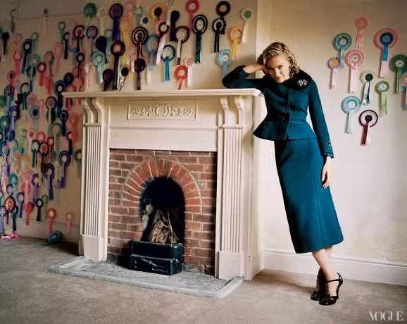Madonna lịch sự quý phái, kiều diễm trên Vogue tháng 08/2005