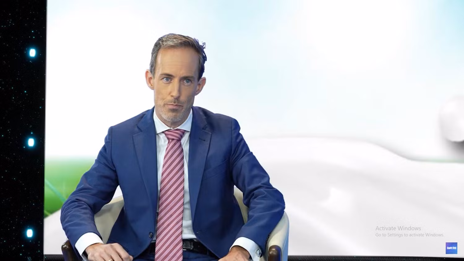 Ông Berend van Wel - Tổng Giám đốc FrieslandCampina Việt Nam chia sẻ tại chương trình "150 năm vượt trội toàn cầu và 25 năm vươn cao cùng Việt Nam" Ông Berend van Wel - Tổng Giám đốc FrieslandCampina Việt Nam chia sẻ tại chương trình "150 năm vượt trội toàn cầu và 25 năm vươn cao cùng Việt Nam"