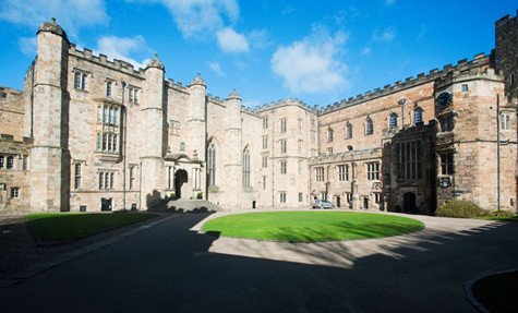 6 - Đại học Durham Học phí: 9.000 bảng/năm (gần 305 triệu VND) Đại học Durham được thành lập vào năm 1832 gồm hệ thống 16 trường cao đẳng trên cả nước. Trường có chi phí nhà trọ và học phí đều rất rẻ nên được nhiều sinh viên lựa chọn. 6 - Đại học Durham Học phí: 9.000 bảng/năm (gần 305 triệu VND) Đại học Durham được thành lập vào năm 1832 gồm hệ thống 16 trường cao đẳng trên cả nước. Trường có chi phí nhà trọ và học phí đều rất rẻ nên được nhiều sinh viên lựa chọn.