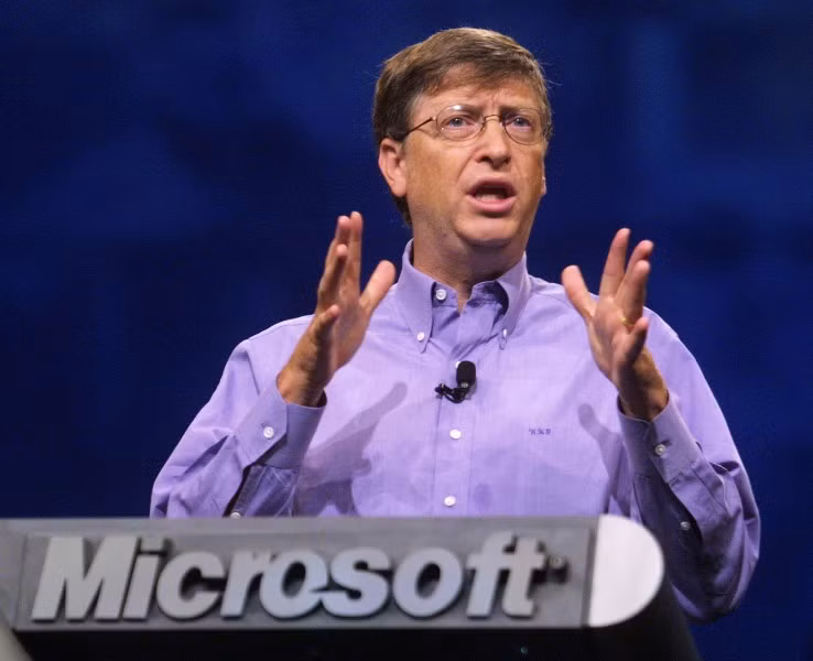 2. Bill Gates- Nhà sáng lập Microsoft: Hãy cho đi nhiều hơn nhận lại Mẹ tôi, người đã rất tự hào khi tôi được nhập học ở đây – không ngừng khuyên tôi rằng hãy làm nhiều điều tốt cho người khác. Một vài ngày trước lễ cưới của tôi, bà đã tiếp đón cô dâu và tại đó bà đã đọc to một lá thư về hôn nhân mà bà đã viết cho Melinda. Mẹ tôi bị bệnh ung thư rất nặng nhưng bà đã có cơ hội để truyền đạt thông điệp của mình và lúc kết thúc bức thư bà nói: “Hãy cho đi nhiều hơn nhận lại.” (Trích bài phát biểu của Bill Gates tại lễ tốt nghiệp Đại học Harvard, 2007) 2. Bill Gates- Nhà sáng lập Microsoft: Hãy cho đi nhiều hơn nhận lại Mẹ tôi, người đã rất tự hào khi tôi được nhập học ở đây – không ngừng khuyên tôi rằng hãy làm nhiều điều tốt cho người khác. Một vài ngày trước lễ cưới của tôi, bà đã tiếp đón cô dâu và tại đó bà đã đọc to một lá thư về hôn nhân mà bà đã viết cho Melinda. Mẹ tôi bị bệnh ung thư rất nặng nhưng bà đã có cơ hội để truyền đạt thông điệp của mình và lúc kết thúc bức thư bà nói: “Hãy cho đi nhiều hơn nhận lại.” (Trích bài phát biểu của Bill Gates tại lễ tốt nghiệp Đại học Harvard, 2007)