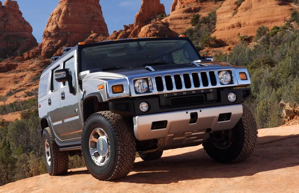 Loại xe Hummer nguyên bản, nay gọi là H1, vẫn được ưa chuộng và chỉ có số lượng nhỏ loại xe này được sản xuất mỗi năm. Tính độc nhất của loại xe này đóng vai trò quan trọng trong việc chế tạo ra loại xe SUV đắt tiền, một mẫu xe khá tiêu biểu của hãng. Dưới sự dẫn dắt của GM, thương hiệu này đã mở rộng thêm các loại xe khác và vẫn sở hữu dòng xe Hummer Bravado nhưng với điều kiện tốt hơn của đường xá dòng xe này đã có thể thích hợp với mọi người dân nói chung.