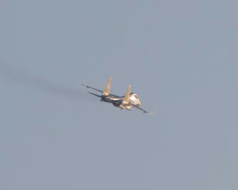 Máy bay Su-30SM đầu tiên cho Không quân Nga bay thử nghiệm tại sân bay của công ty Irkut ngày 21/6/2012. Máy bay Su-30SM đầu tiên cho Không quân Nga bay thử nghiệm tại sân bay của công ty Irkut ngày 21/6/2012.