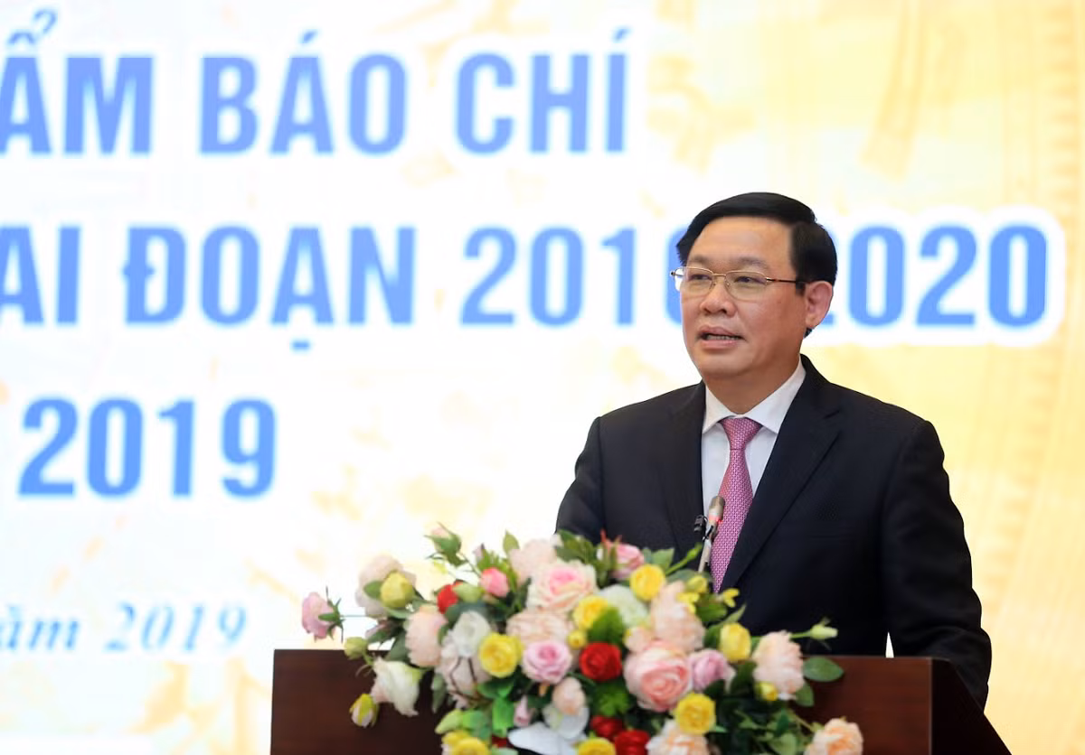 Phó Thủ tướng Vương Đình Huệ, Trưởng Ban Chỉ đạo các Chương trình mục tiêu quốc gia, phát biểu tại buổi lễ. Ảnh: Tùng Dương, Phó Thủ tướng Vương Đình Huệ, Trưởng Ban Chỉ đạo các Chương trình mục tiêu quốc gia, phát biểu tại buổi lễ. Ảnh: Tùng Dương,