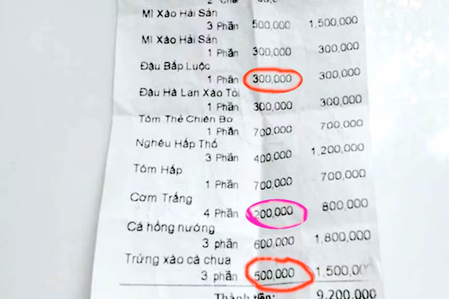 Hóa đơn tính tiền với mức giá trên trời. Ảnh: VOV.