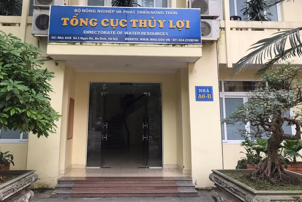 Ông Nguyễn Văn Tỉnh với cương vị là Tổng Cục trưởng Tổng Cục Thủy lợi kiêm Viện trưởng Viện quy hoạch Thủy lợi. Ảnh: Tùng Dương. Ông Nguyễn Văn Tỉnh với cương vị là Tổng Cục trưởng Tổng Cục Thủy lợi kiêm Viện trưởng Viện quy hoạch Thủy lợi. Ảnh: Tùng Dương.