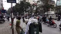 Sự ích kỷ, thực dụng của người lớn đang làm hỏng con trẻ ảnh 5
