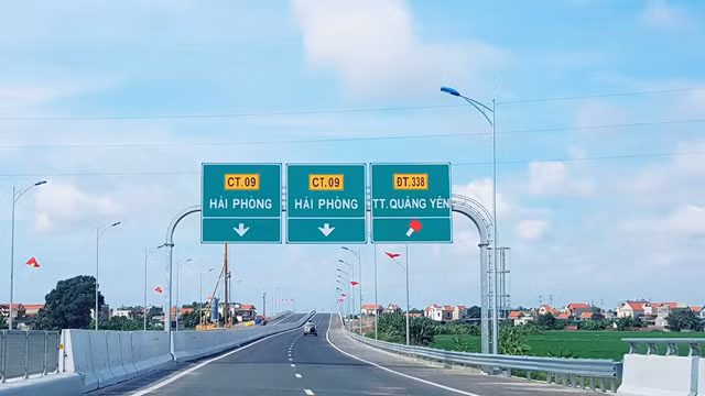 Cao tốc Hạ Long - Hải Phòng trong đó có cầu Bạch Đằng là dự án đặc biệt quan trọng của tỉnh Quảng Ninh, kết nối thuận lợi Quảng Ninh với các tỉnh phía Bắc (Ảnh: Lã Tiến)
