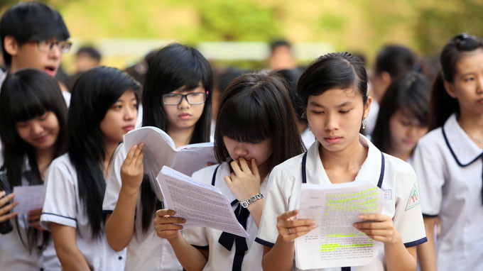 Kỳ thi Tốt nghiệp THPT quốc gia 2015 có nhiều đổi mới (Ảnh: Người Lao Động)