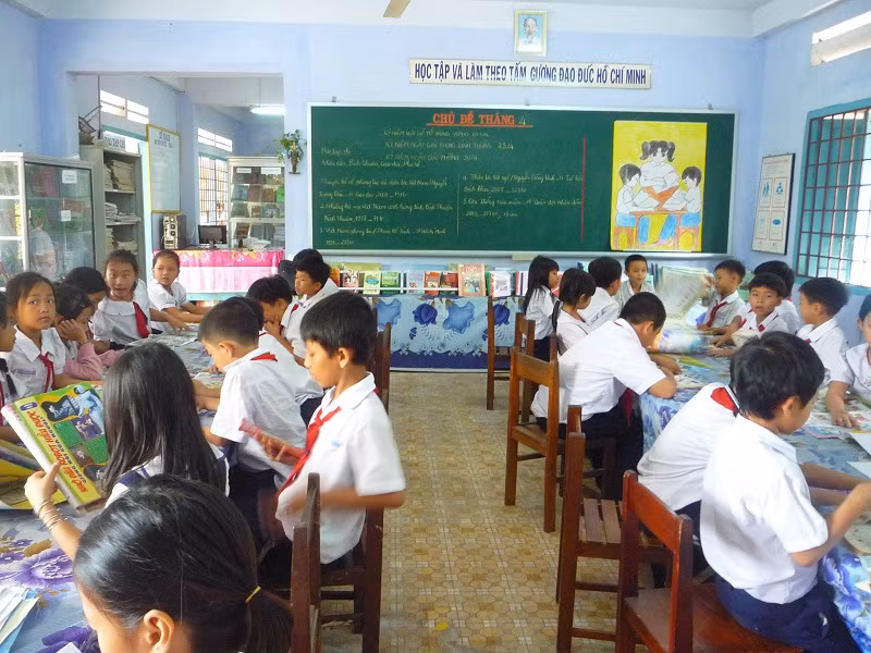 “Nhậu” nhiều, đọc ít và sự lên ngôi của văn hóa rẻ tiền ảnh 3