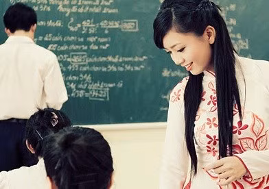 Giáo viên "phát điên phát rồ" vì các loại cuộc thi ảnh 3