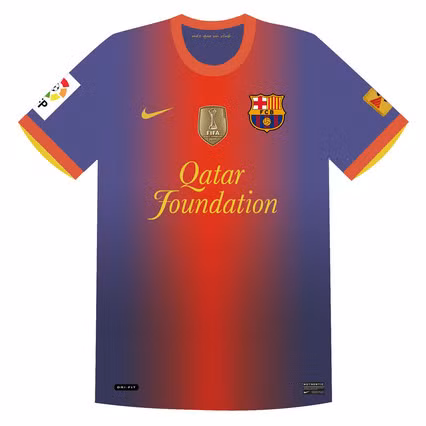 Mẫu áo này đánh dấu một bước đột phá khi lần đầu tiên trong lịch sử, Barca quện 2 màu áo xanh đỏ truyền thống với nhau
