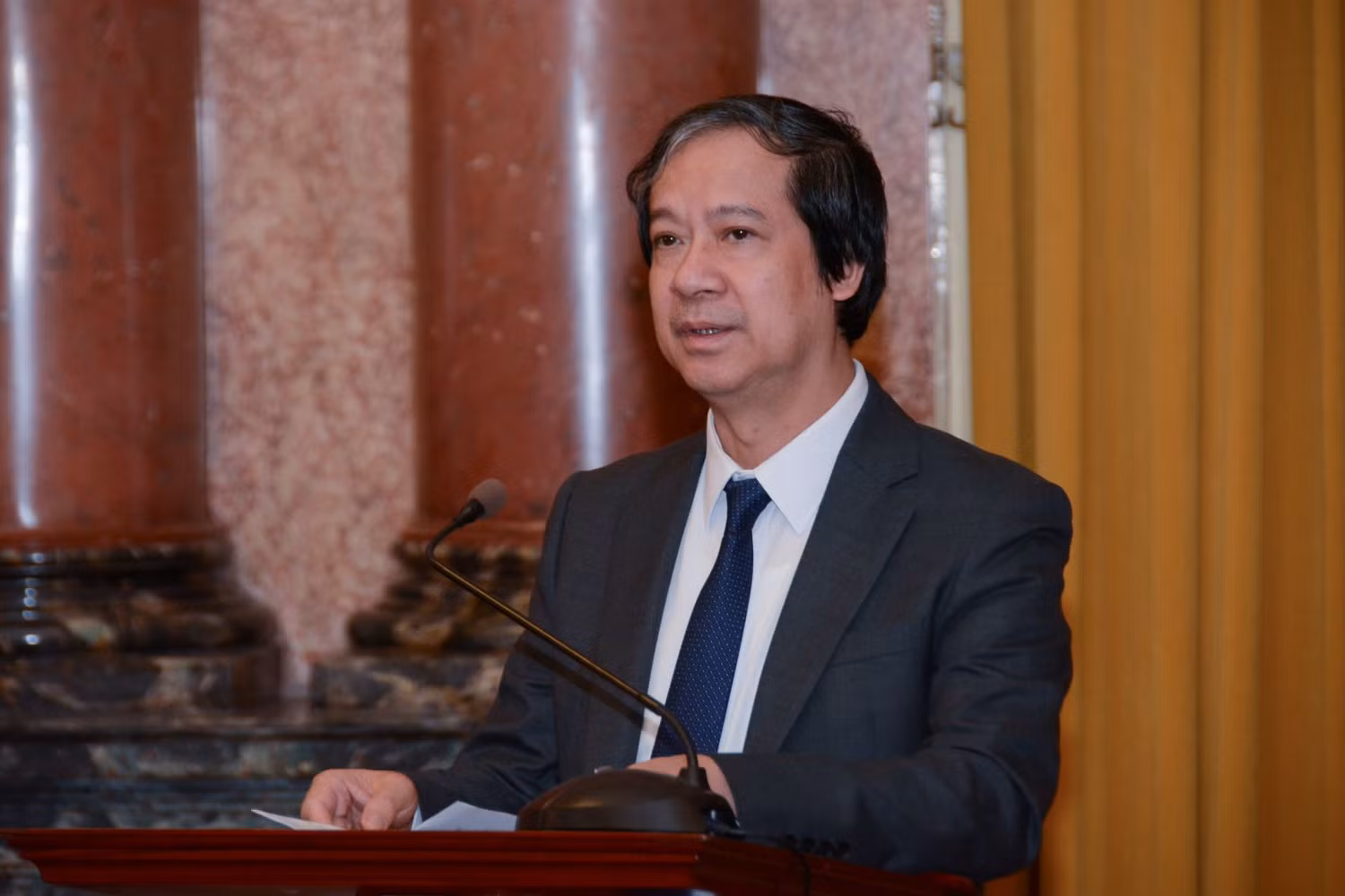 Bộ trưởng Nguyễn Kim Sơn gửi lời cảm ơn sâu sắc đến Chủ tịch nước Nguyễn Xuân Phúc vì những quan tâm đến giáo dục và đào tạo. Ảnh: Bộ Giáo dục và Đào tạo Bộ trưởng Nguyễn Kim Sơn gửi lời cảm ơn sâu sắc đến Chủ tịch nước Nguyễn Xuân Phúc vì những quan tâm đến giáo dục và đào tạo. Ảnh: Bộ Giáo dục và Đào tạo