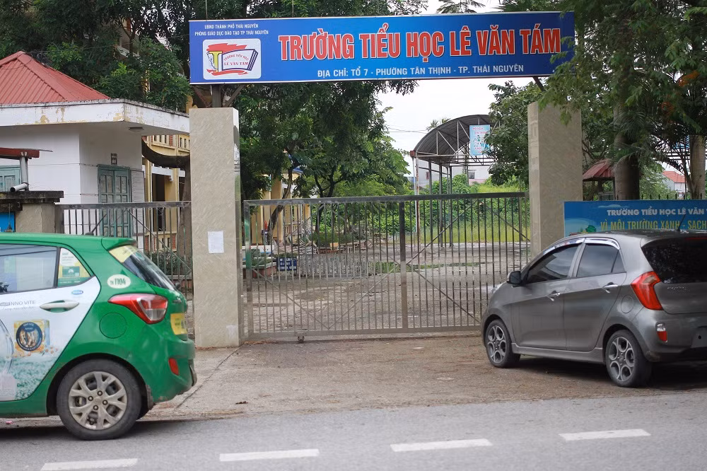 Trường Lê Văn Tám tồn tại nhiều sai phạm thời bà Nguyễn Phương Thanh làm Hiệu trưởng (ảnh Trinh Phúc). Trường Lê Văn Tám tồn tại nhiều sai phạm thời bà Nguyễn Phương Thanh làm Hiệu trưởng (ảnh Trinh Phúc).