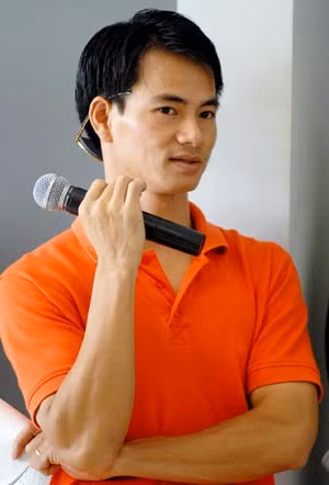 Việc nghệ sỹ hài Xuân Bắc có tiếp tục diễn Hỏi xoáy đáp xoay nữa hay không vẫn đang là dấu hỏi lớn. Đạo diễn Đỗ Thanh Hải chỉ cho biết rằng: “Trong thời điểm hiện tại, tôi chưa thể trả lời câu hỏi này. Vì sắp tới, chúng tôi đã tính tới việc đổi mới chuyên mục”. Trong khi đó, nhiều khán giả đã lên tiếng "đòi" Xuân Bắc trở lại với chương trình.