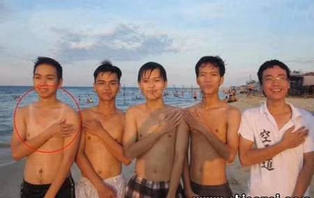 Điều gì khác thường trong bức ảnh này?
