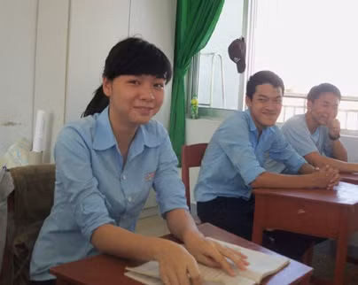 Cô học trò Dương Thị Thúy Nga luôn tỏ ra thích thú với những tiết học Văn trên lớp.
