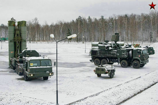 Hệ thống tên lửa phòng không hiện đại S-400 Nga Hệ thống tên lửa phòng không hiện đại S-400 Nga