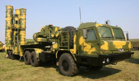 Hệ thống tên lửa phòng không hiện đại S-400 Nga Hệ thống tên lửa phòng không hiện đại S-400 Nga