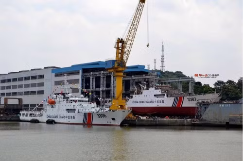 Tàu hải cảnh Trung Quốc (nguồn mạng sina Trung Quốc)