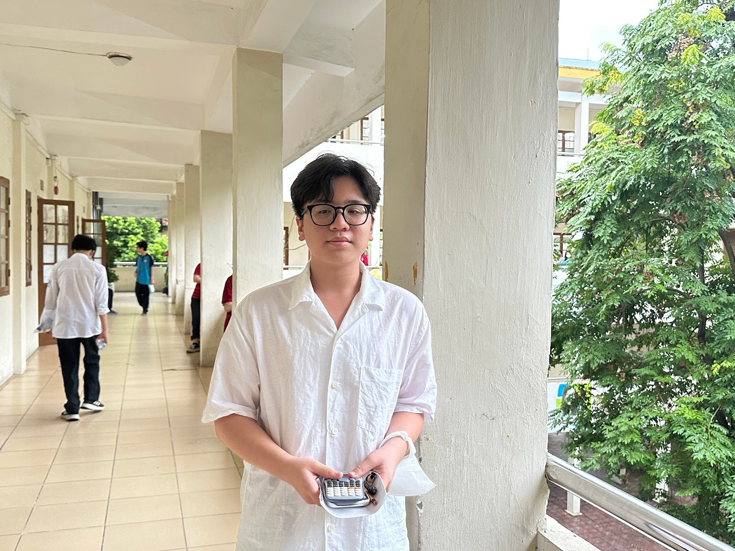 Thí sinh Nguyễn Đức Linh quyết tâm sẽ đạt được 9-9,5 môn Toán. Ảnh: Đào Hiền