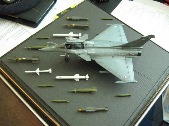 Mô hình chiến đấu cơ Rafale