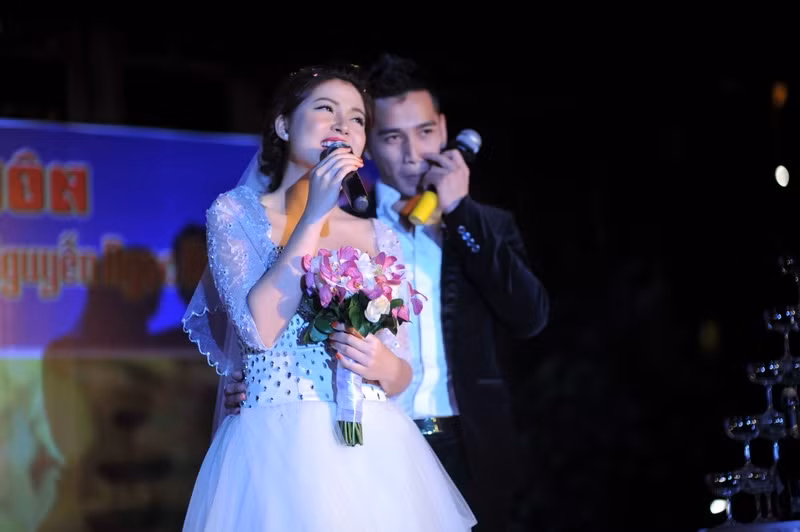 Họ thật tình cảm, ngọt ngào...