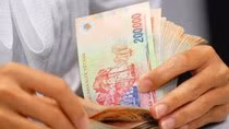 Thành tích nào của giáo viên dùng để nâng lương trước niên hạn?