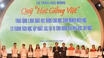 Nhật Bản trao học bổng cho sinh viên xuất sắc của Đại học Đà Nẵng ảnh 2