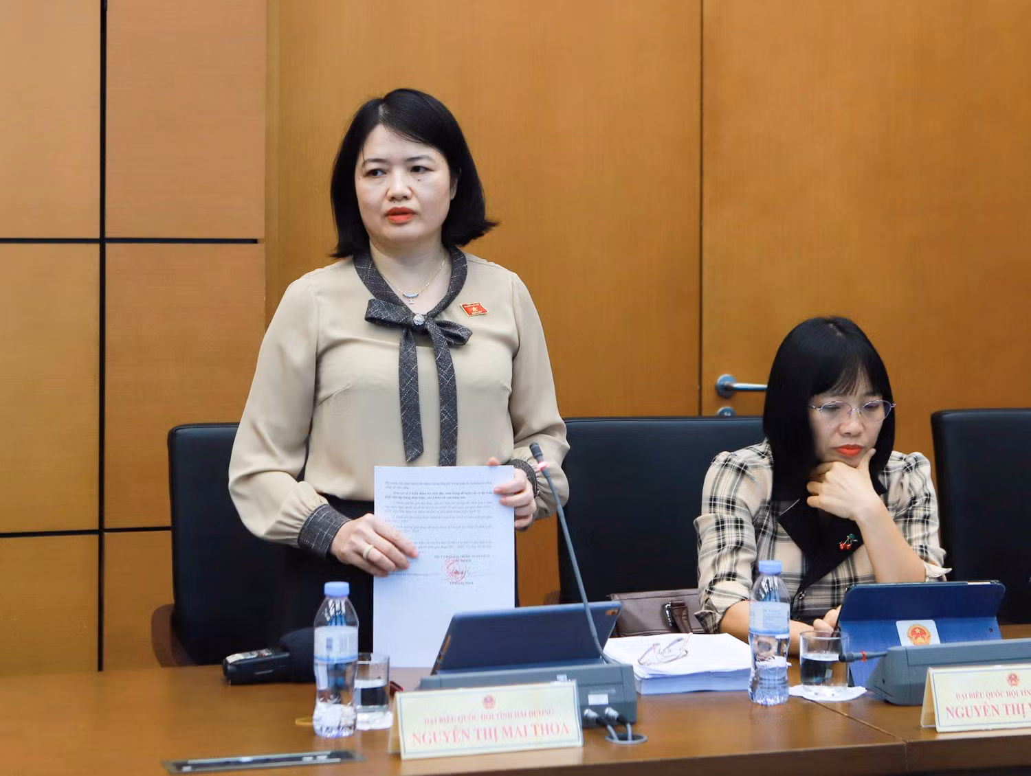 Đại biểu Nguyễn Thị Mai Thoa - Đoàn Đại biểu Quốc hội tỉnh Hải Dương. Ảnh: quochoi.vn.