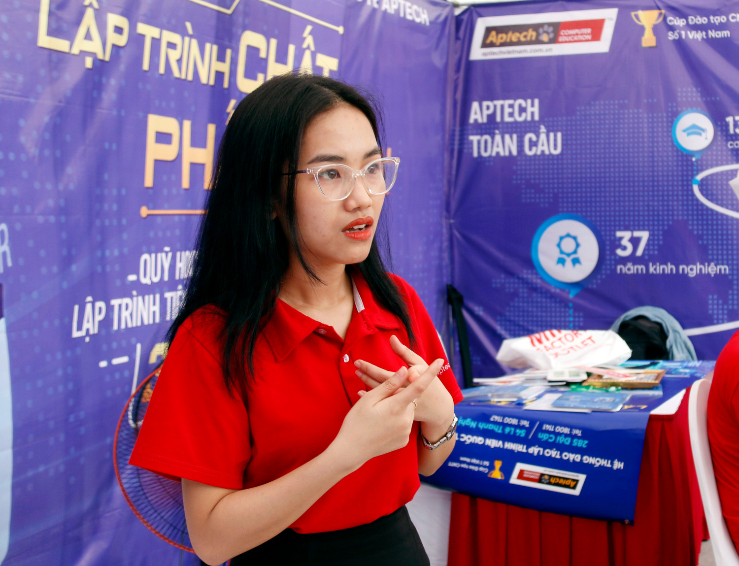 Trưởng phòng Tuyển sinh (Hệ thống đào tạo lập trình viên quốc tế Aptech). Trưởng phòng Tuyển sinh (Hệ thống đào tạo lập trình viên quốc tế Aptech).