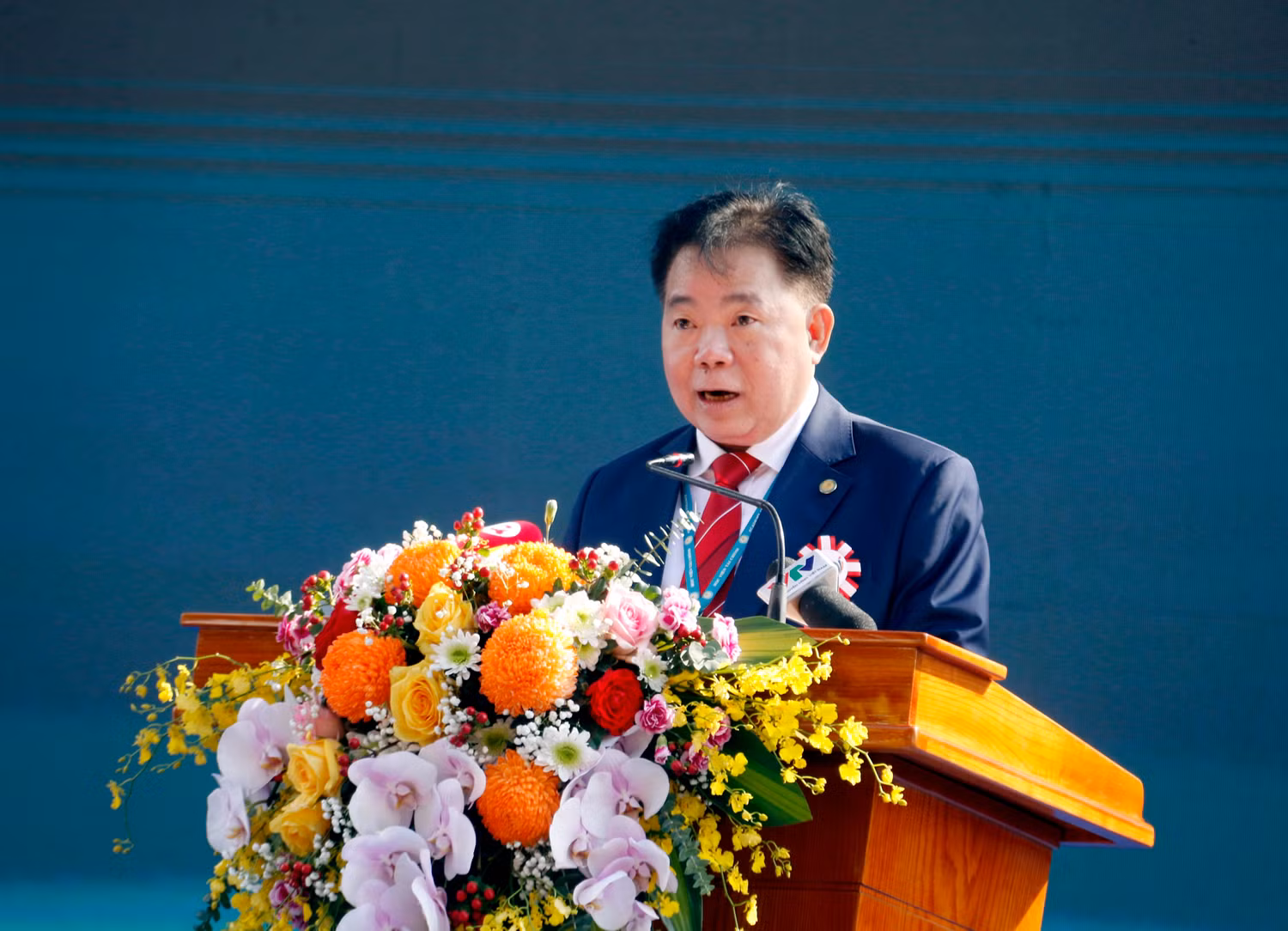 Phó Giáo sư, Tiến sĩ, Nhà giáo nhân dân Nguyễn Trọng Cơ - Bí thư Đảng ủy, Giám đốc Học viện Tài chính.
