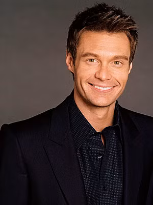 Ryan Seacrest: "Tại buổi tổng duyệt Grammy, tin tức Whitney Houston qua đời vào tuổi 48 đã khiến tất cả mọi người ở đó hoàn toàn sững sờ". Ryan Seacrest: "Tại buổi tổng duyệt Grammy, tin tức Whitney Houston qua đời vào tuổi 48 đã khiến tất cả mọi người ở đó hoàn toàn sững sờ".