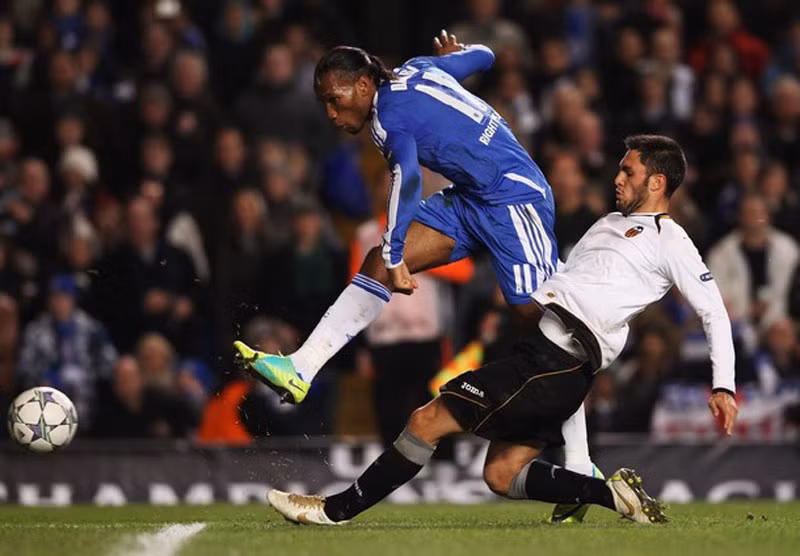 Lần cuối cùng Chelsea sau 25 trận ở Premier League có ít điểm hơn so với con số hiện tại, 43, là vào mùa giải 2000-01, khi họ chỉ có 37 điểm. Lần cuối cùng Chelsea sau 25 trận ở Premier League có ít điểm hơn so với con số hiện tại, 43, là vào mùa giải 2000-01, khi họ chỉ có 37 điểm.