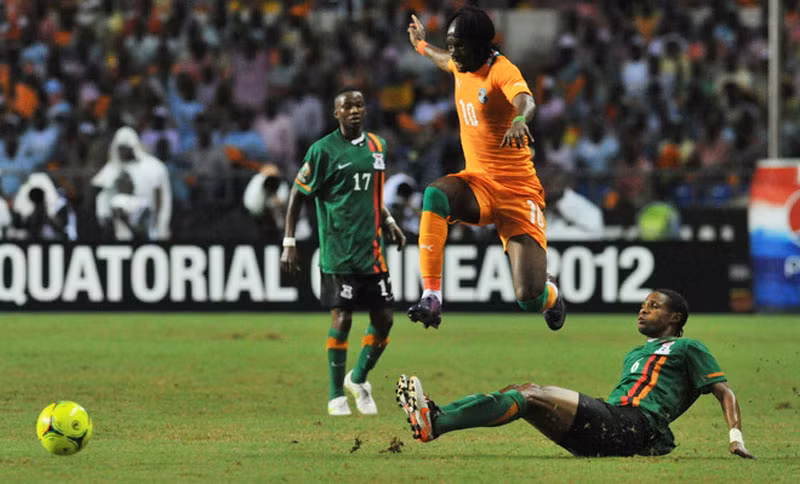 Khởi đầu của Zambia rất sáng lạn, cho dù họ bị đánh giá là ở chiếu dưới với Bờ Biển Ngà, một đội bóng toàn hảo thủ.