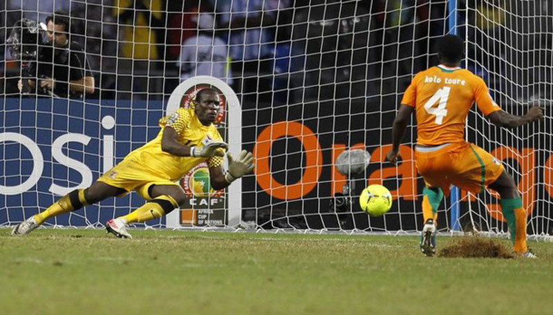 Và quả thực, họ đã thất bại. Kolo Toure cùng Gervinho đã không vượt qua được chính mình trong 17 phút nghẹt thở ấy.