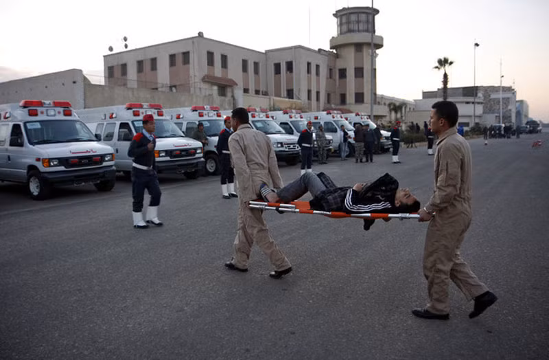 Sau sự kiện này, một nghị sĩ đã tiết lộ trên kênh Al-Jazeera rằng đây là một vụ bạo động được sắp sẵn từ trước, và đó là một thông điệp từ những tàn dư còn sót lại của chế độ cũ. Sau sự kiện này, một nghị sĩ đã tiết lộ trên kênh Al-Jazeera rằng đây là một vụ bạo động được sắp sẵn từ trước, và đó là một thông điệp từ những tàn dư còn sót lại của chế độ cũ.