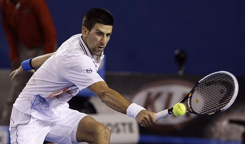 Ở set 1, Murray bỏ lỡ cơ hội ở ván thứ 3 với một cú thuận tay nửa sân, và Djokovic tận dụng sai lầm của Murray để thắng 6-3