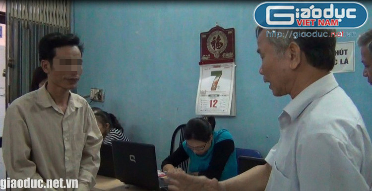 “Tướng quân” còn đang chưa hết vui mừng vì ca tìm mộ thành công thì chuyển sang ngạc nhiên đến há hốc miệng, lắp bắp không nói nên lời khi nhận kết luận: "Không hề có khả năng ngoại cảm và có triệu chứng hoang tưởng cao độ".