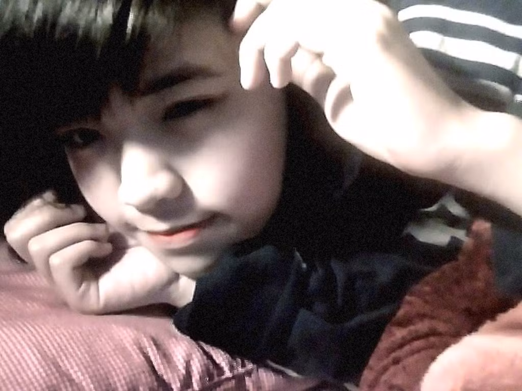 Thùy Dương yêu quý động vật, thích kinh doanh, nấu ăn nhất là món sườn xào chua ngọt. Thùy Dương thích đọc sách, đặc biệt là những cuốn sách về nghệ thuật sống... Thùy Dương yêu quý động vật, thích kinh doanh, nấu ăn nhất là món sườn xào chua ngọt. Thùy Dương thích đọc sách, đặc biệt là những cuốn sách về nghệ thuật sống...