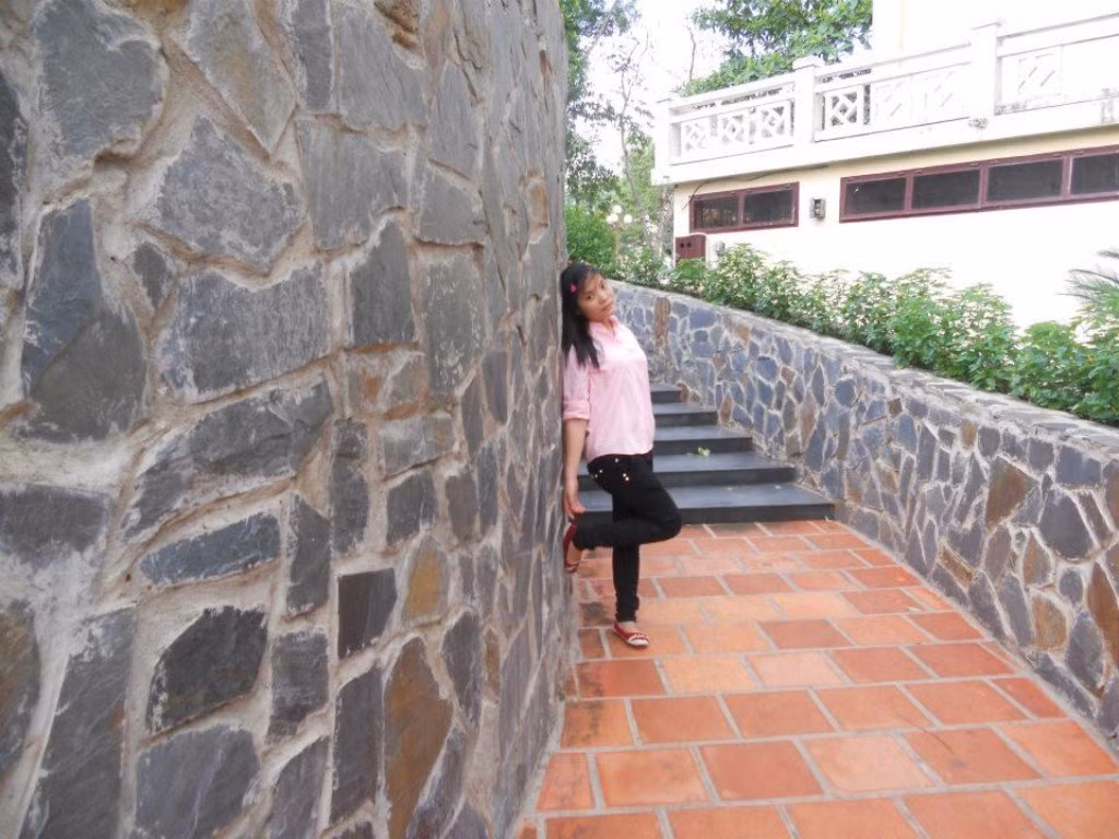 Mai Thị Hà cho rằng: "Vẻ đẹp của người phụ nữ là vô tận và tiềm tàng" và cô yêu nét đẹp của người phụ nữ Á Đông"